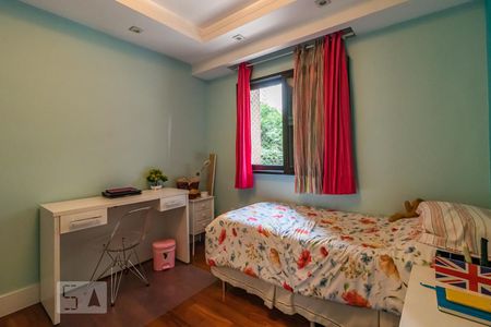 Apartamento à venda com 177m², 3 quartos e 3 vagasSuíte 1