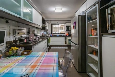 Apartamento à venda com 177m², 3 quartos e 3 vagasCozinha