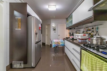 Apartamento à venda com 177m², 3 quartos e 3 vagasCozinha