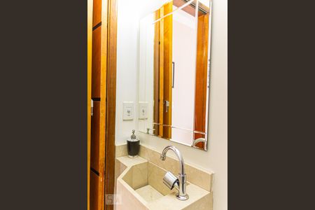 Casa de condomínio à venda com 96m², 3 quartos e 2 vagas Casa de condomínio à venda com 96m², 3 quartos e 2 vagasLavabo