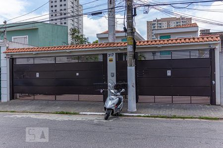 Casa de condomínio à venda com 96m², 3 quartos e 2 vagas Casa de condomínio à venda com 96m², 3 quartos e 2 vagasFachada