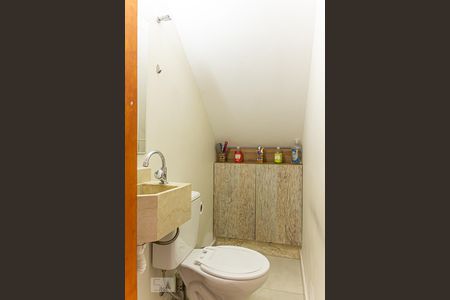 Casa de condomínio à venda com 96m², 3 quartos e 2 vagas Casa de condomínio à venda com 96m², 3 quartos e 2 vagasLavabo