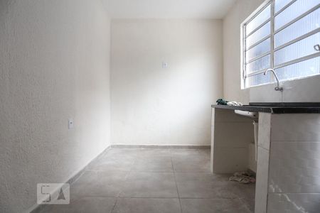 Cozinha de casa para alugar com 1 quarto, 50m² em Bussocaba, Osasco