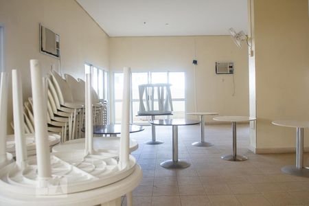 Apartamento para alugar com 62m², 2 quartos e 1 vagaÁrea comum - Salão de festas