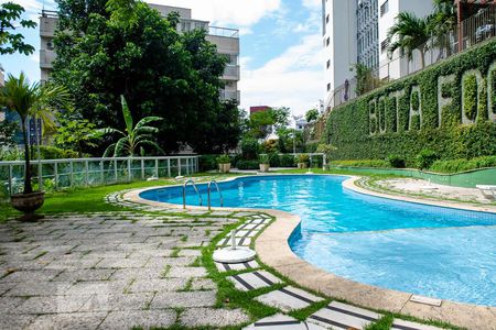 Apartamento para alugar com 62m², 2 quartos e 1 vagaÁrea comum - Piscina