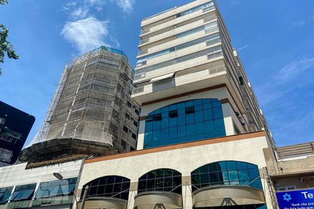 Apartamento para alugar com 62m², 2 quartos e 1 vagaFachada