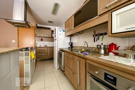 Apartamento para alugar com 62m², 2 quartos e 1 vagaCozinha