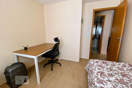 Quarto 1 de apartamento para alugar com 2 quartos, 62m² em Botafogo, Rio de Janeiro