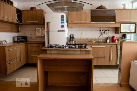 Apartamento para alugar com 62m², 2 quartos e 1 vagaCozinha