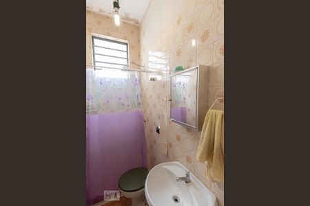 Casa à venda com 300m², 3 quartos e 8 vagasBanheiro