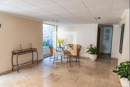 Apartamento à venda com 97m², 2 quartos e 1 vagaHall de entrada/área comum