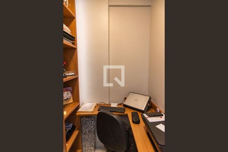 Apartamento à venda com 97m², 2 quartos e 1 vagaQuarto de servço/escritório de servço/escritório