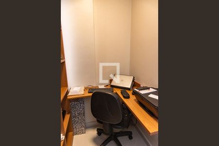 Apartamento à venda com 97m², 2 quartos e 1 vagaQuarto de servço/escritório    o de servço/escritório