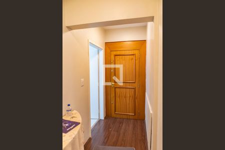 Apartamento à venda com 97m², 2 quartos e 1 vagaHall de entrada