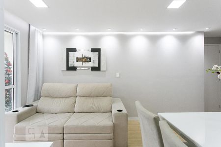 Sala de apartamento para alugar com 2 quartos, 49m² em Vila Antonieta, São Paulo