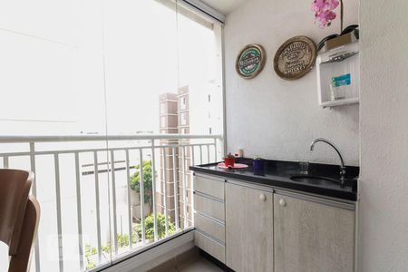 Sacada  de apartamento à venda com 3 quartos, 61m² em Vila Ema, São Paulo