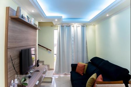 Sala de casa de condomínio à venda com 2 quartos, 77m² em Vila Talarico, São Paulo