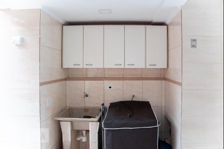 Casa de condomínio à venda com 77m², 2 quartos e 2 vagasÁrea de Serviço