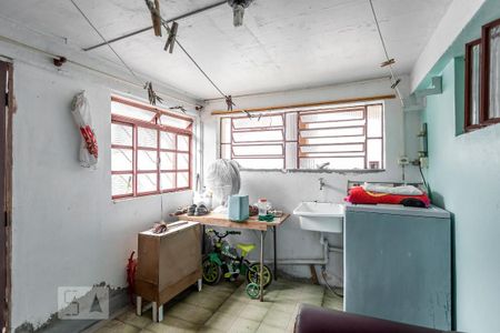 Casa à venda com 550m², 4 quartos e sem vagaSala e cozinha 2