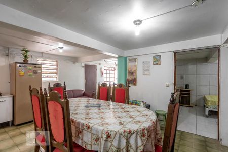 Casa à venda com 550m², 4 quartos e sem vagaSala e cozinha 2