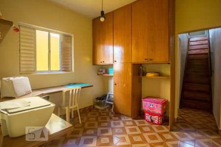 Casa à venda com 150m², 2 quartos e 2 vagasEscritório