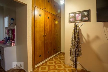 Suíte de casa à venda com 2 quartos, 150m² em Carandiru, São Paulo