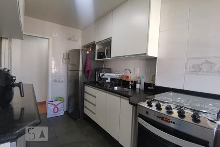 Apartamento para alugar com 56m², 2 quartos e 1 vaga Apartamento para alugar com 56m², 2 quartos e 1 vagaCozinha