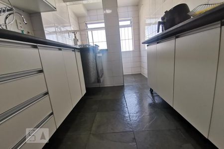 Apartamento para alugar com 56m², 2 quartos e 1 vaga Apartamento para alugar com 56m², 2 quartos e 1 vagaCozinha