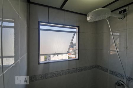 Banheiro Corredor de apartamento para alugar com 2 quartos, 56m² em Jardim Umarizal, São Paulo