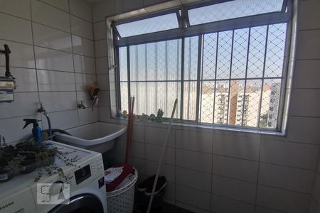 Apartamento para alugar com 56m², 2 quartos e 1 vaga Apartamento para alugar com 56m², 2 quartos e 1 vagaDetalhe da área de serviço