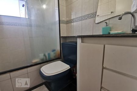 Banheiro Corredor de apartamento para alugar com 2 quartos, 56m² em Jardim Umarizal, São Paulo