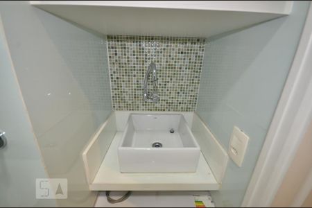 Apartamento para alugar com 42m², 1 quarto e sem vagaBanheiro