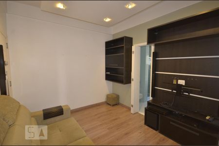 Sala de apartamento para alugar com 1 quarto, 42m² em Laranjeiras, Rio de Janeiro