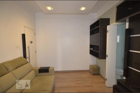 Sala de apartamento para alugar com 1 quarto, 42m² em Laranjeiras, Rio de Janeiro