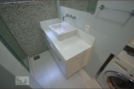 Apartamento para alugar com 42m², 1 quarto e sem vagaBanheiro