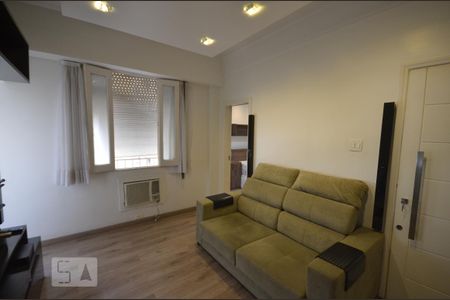 Sala de apartamento para alugar com 1 quarto, 42m² em Laranjeiras, Rio de Janeiro