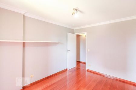Apartamento à venda com 190m², 5 quartos e 2 vagasQuarto 2