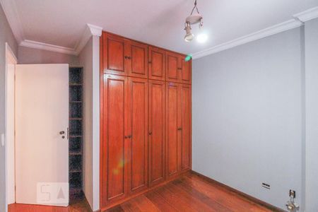 Apartamento à venda com 190m², 5 quartos e 2 vagasQuarto 1