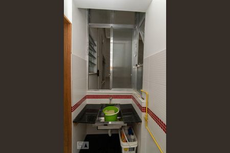 Apartamento para alugar com 50m², 2 quartos e sem vagaÁREA DE SERVIÇO