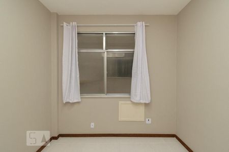 QUARTO 1 de apartamento para alugar com 2 quartos, 50m² em Icaraí, Niterói