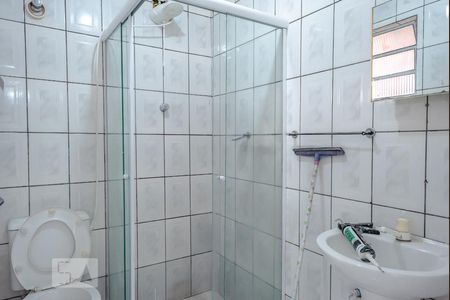 Banheiro de casa para alugar com 1 quarto, 50m² em Vila Ema, São Paulo