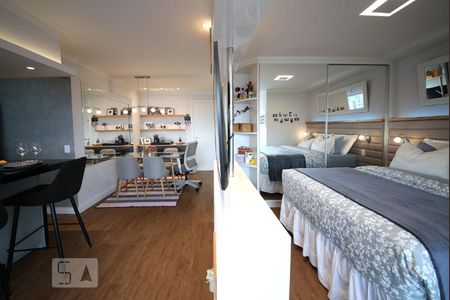 Sala  de kitnet/studio à venda com 1 quarto, 45m² em Brooklin Paulista, São Paulo