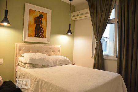 Quarto 1 de apartamento para alugar com 2 quartos, 90m² em Botafogo, Rio de Janeiro