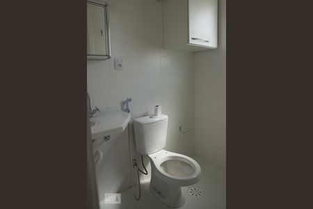 Banheiro de kitnet/studio para alugar com 1 quarto, 36m² em Vila Mariana, São Paulo