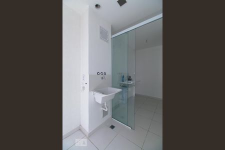 Área de serviço de apartamento para alugar com 2 quartos, 44m² em Jardim Brasília (zona Norte), São Paulo