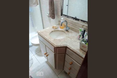 Casa à venda com 103m², 2 quartos e 1 vaga Casa à venda com 103m², 2 quartos e 1 vagaBanheiro Social