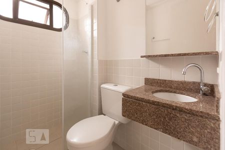 Banheiro de apartamento para alugar com 1 quarto, 50m² em Consolação, São Paulo