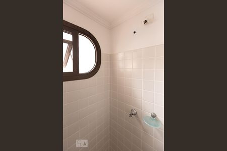 Banheiro de apartamento para alugar com 1 quarto, 50m² em Consolação, São Paulo