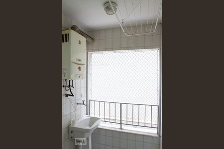 Apartamento à venda com 84m², 3 quartos e 1 vagaÁrea de Serviço