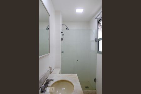 Apartamento à venda com 84m², 3 quartos e 1 vagaBanheiro do Quarto 3 - Suíte
